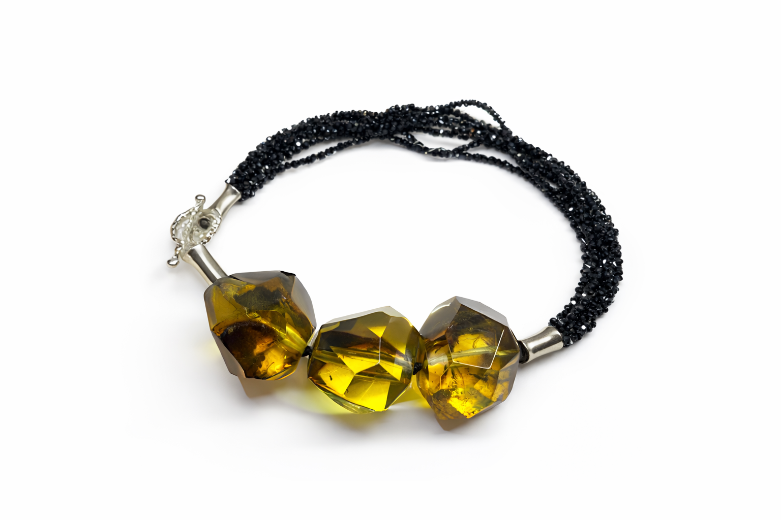 Bernstein Armband aus 925 Silber mit schwarzem Spinell
